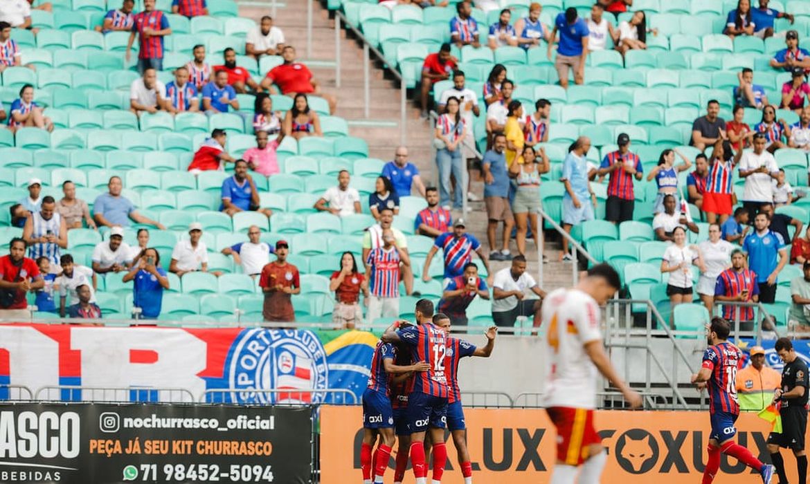 Bahia vence e está na decisão do estadual