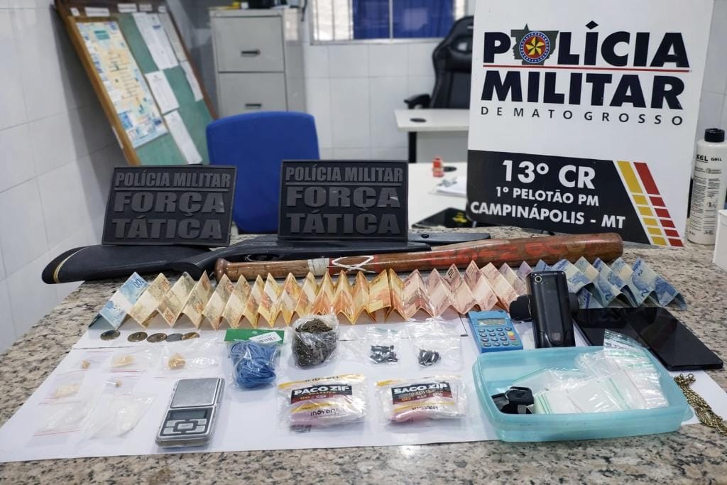 Força Tática prende homem por tráfico de drogas e encontra tornozeleira eletrônica rompida